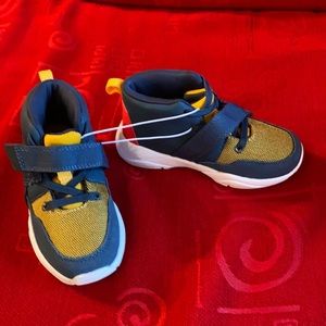 New toddler boys shoes